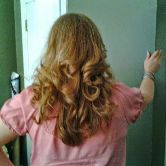 Meet your Posher, Laura - Picture 1 of 1